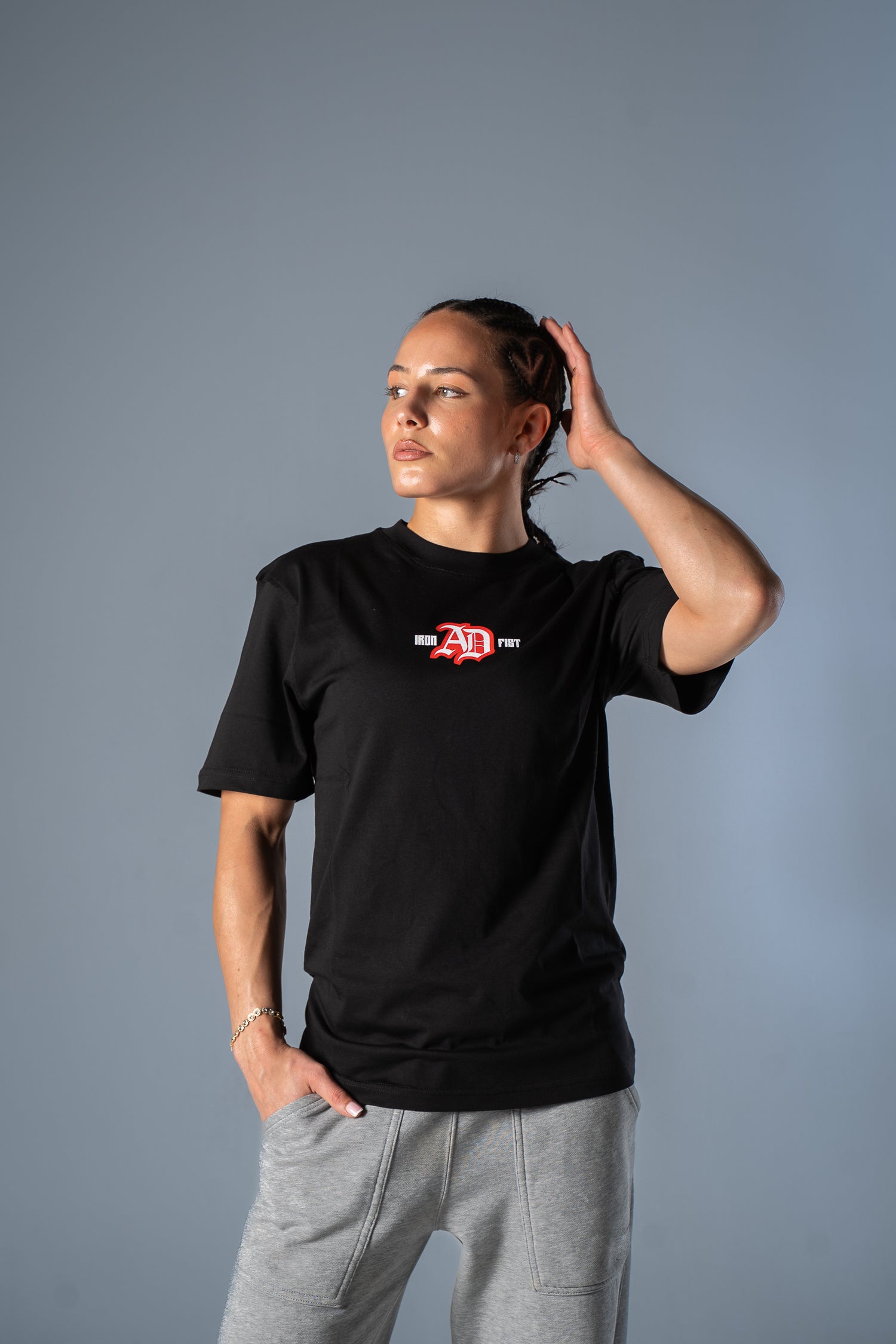 "Iron Elbow" T-Shirt Alina Dalaslan Edition