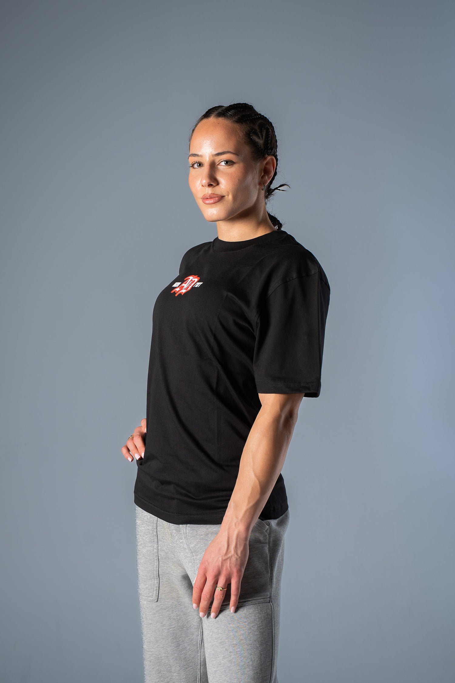 "Iron Elbow" T-Shirt Alina Dalaslan Edition